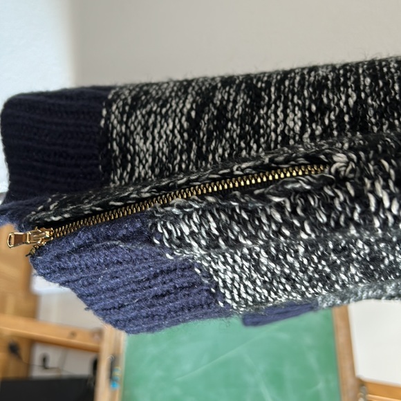 Trina Turk sweater - Picture 2 of 5